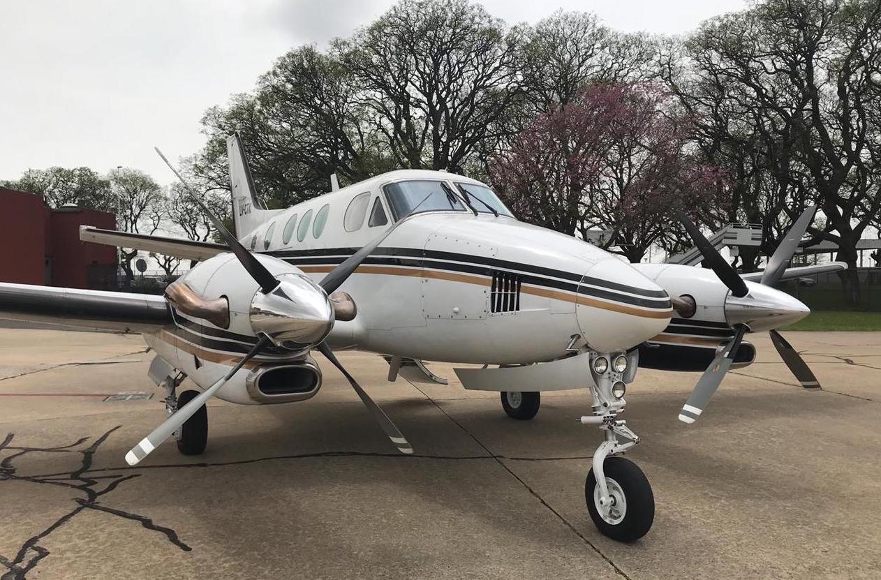 avion king air 90